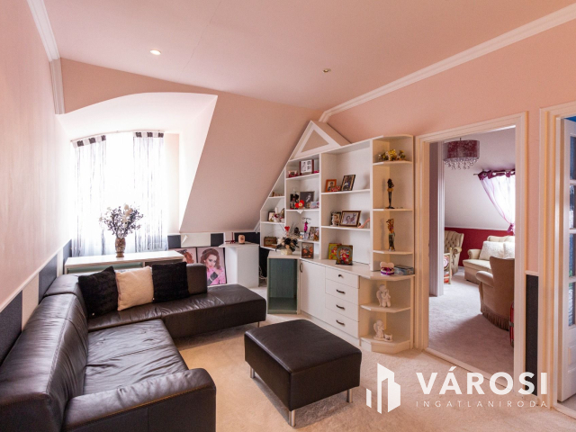 Mindszent központjától 5 perc sétára.