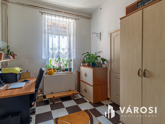 Szeged Rókusi lakás bérleti joga elcserélhető kisebb lakásra