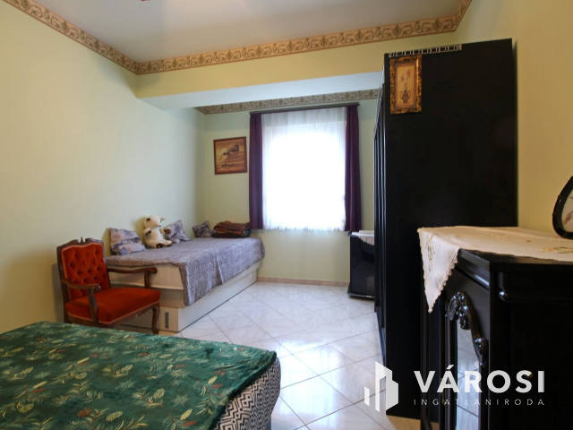 4 legyet egy csapásra?