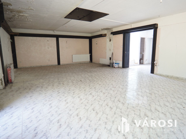 Miklósfán lehetőségekben gazdag, egyedi családi ház