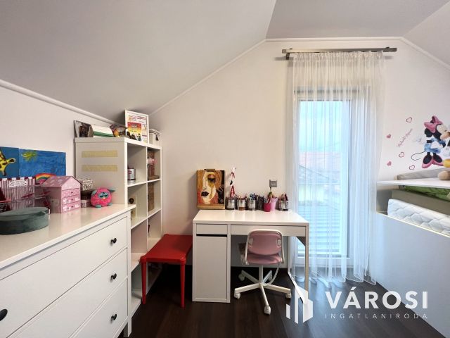 Álomszép luxusotthon, bútorozva eladó