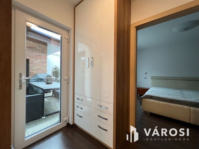 Álomszép luxusotthon, bútorozva eladó