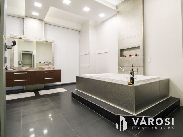 Páratlan luxus és high-tech kényelem Szeged szívében