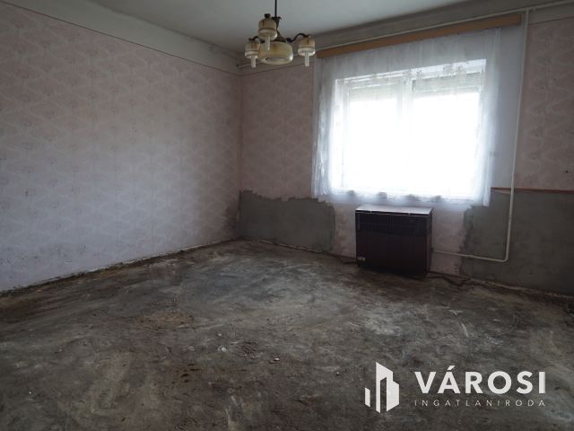 Becsehelyen családi ház sok lehetőséggel