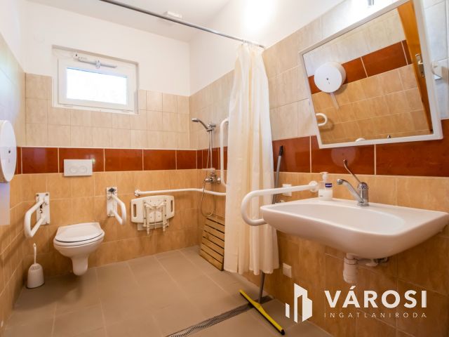 Eladó apartmanház – üdülőház - szálláshely