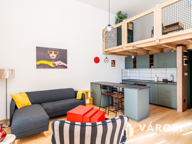 Kétlakásos kulcsrakész befektetés Reök-palotával szemben!