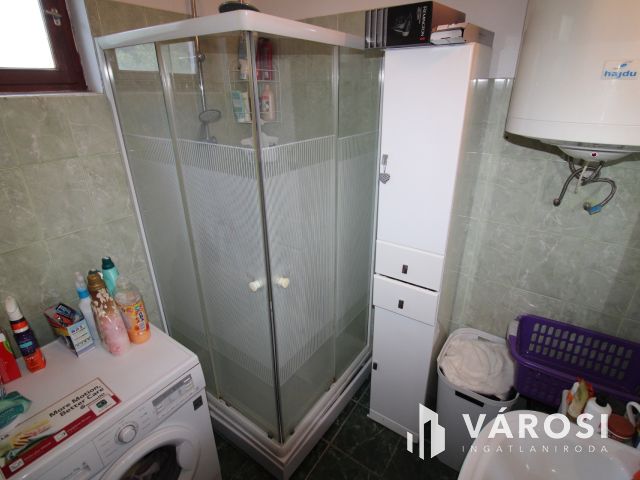 Kétszintes ház Gyulaváriban garázzsal.