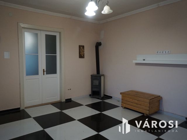 Önálló családi ház azonnal birtokba vehető