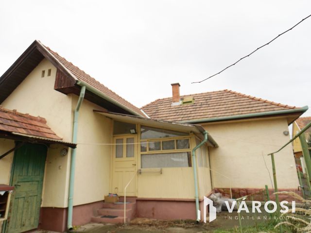 Azonnal költözhető önálló családi ház eladó