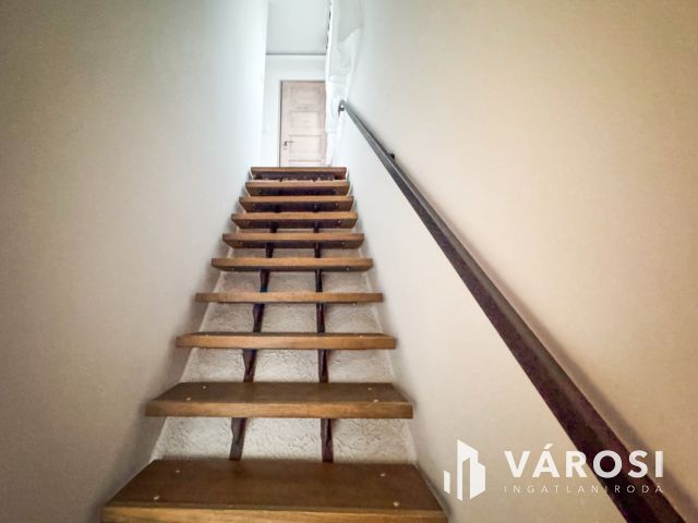 Tökéletes otthon a természet ölelésében