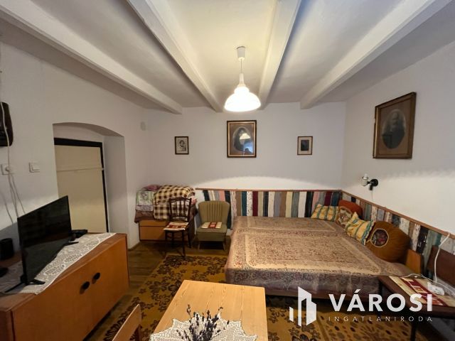 Figyelem! Tiszafüreden Nagyon Szép Parasztház Eladó!