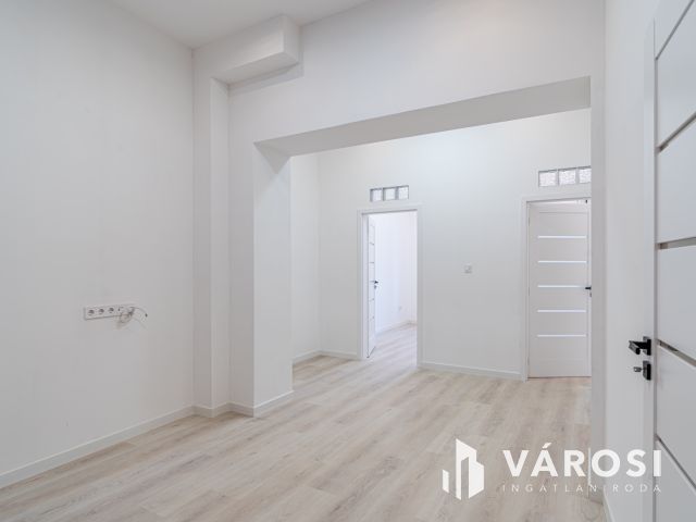 Akár lakni akár befektetni Vásárhely belvárosában 01