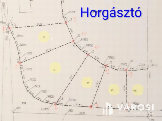 Vízparti telek a Borosgyáni tavaknál!