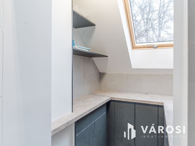 Patent nyaraló a Sárgán