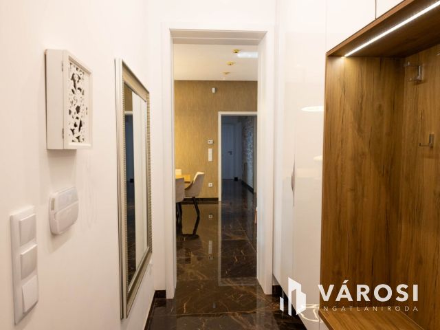 Gyönyörű pallagi ház jó környéken eladó