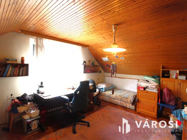 Családi ház zöldövezetben